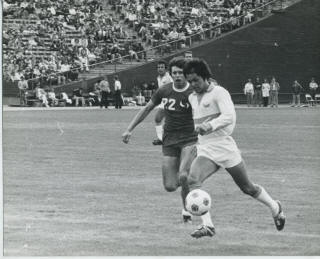 NASL Soccer Cosmos 76 Road Bruce Twamley, Aztecs Exh 4-11-1976