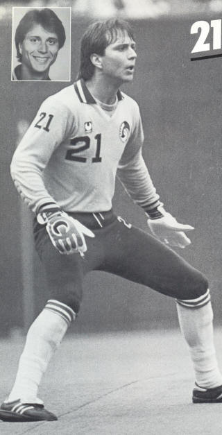 NASL Soccer New York Cosmos 83 Goalie David Brcic