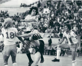 NASL Soccer Minnesota Kicks 1977 Ron Futcher, Sting