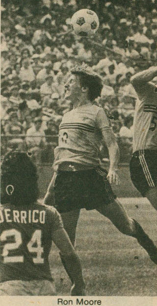 NASL Soccer Chicago Sting 1977 Home Ron Moore, Kicks.jpg