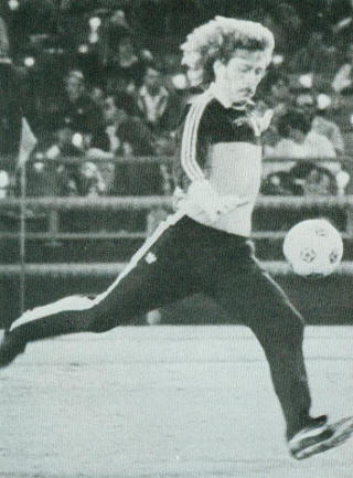 NASL Soccer Calilfornia Surf 1981 Goalie Mike Mahoney.jpg