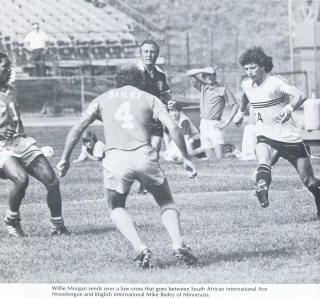 NASL Soccer Chicago Sting 77 Home Willie Morgan, Kicks